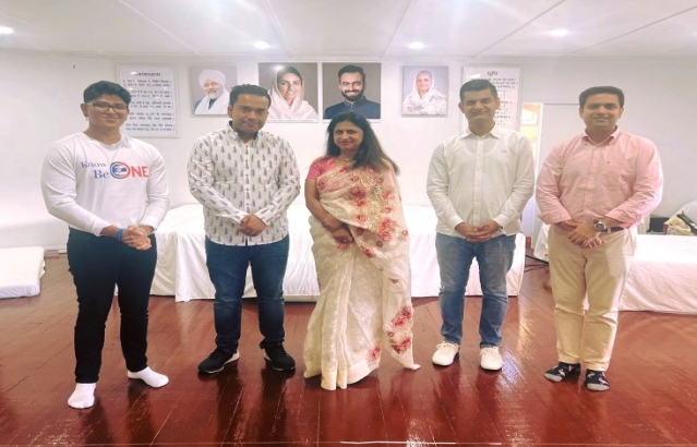 Visit of Her Holiness Sudiksha ji Maharaj at HCI wellington.
