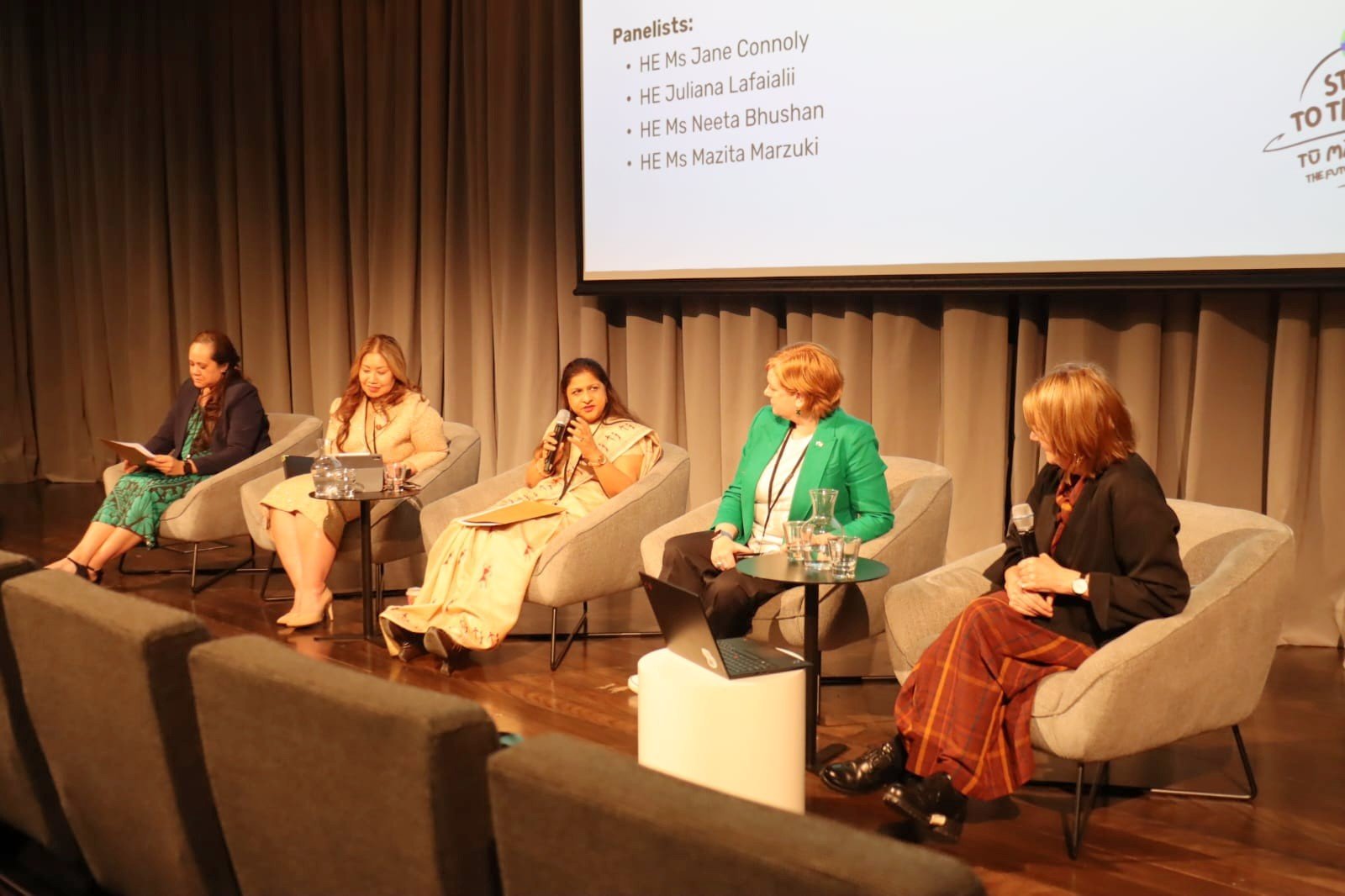 HC Neeta Bhushan joined a panel discussion on strengthening democracy both within the country and in the region at National Library in Wellington.